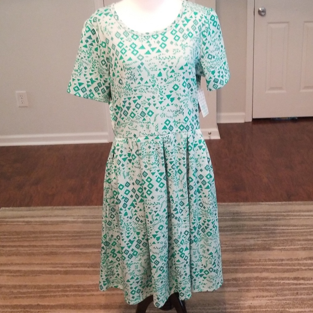 Lularoe Amelia XXL